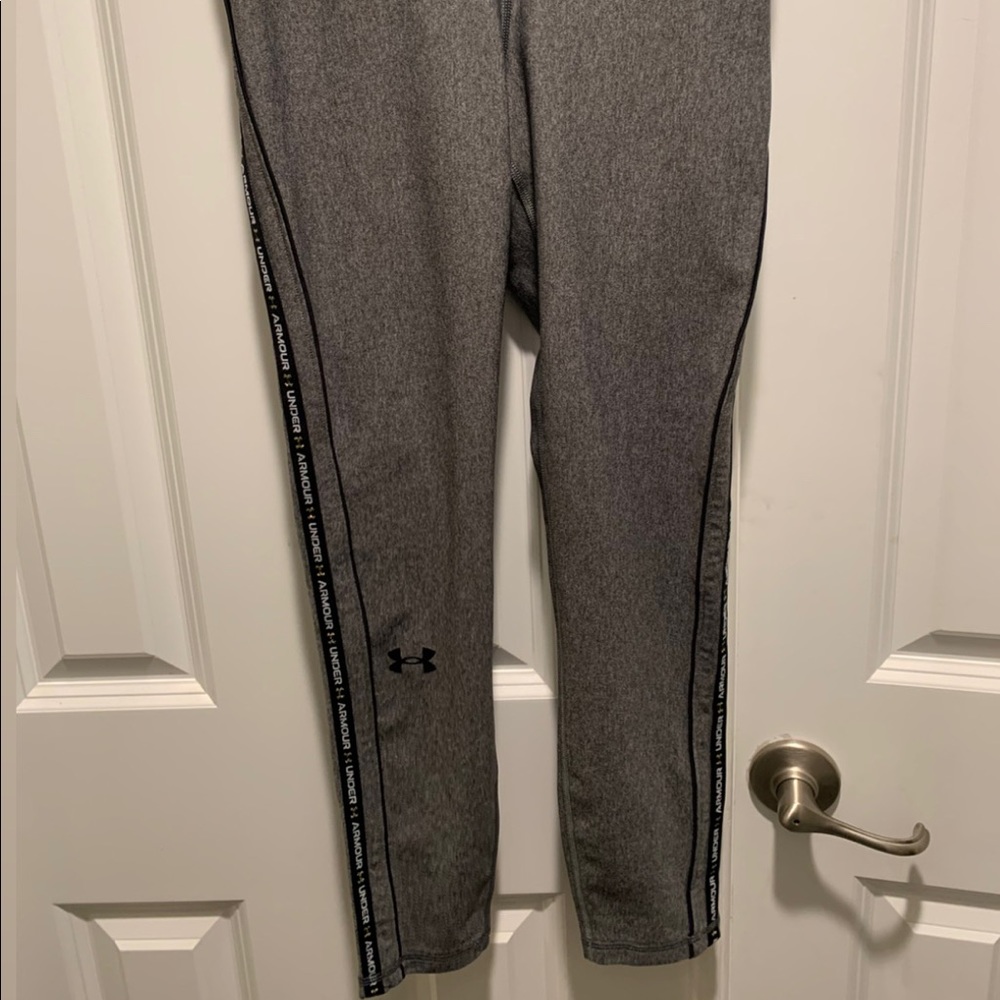 Slightly used Under Armour leggings